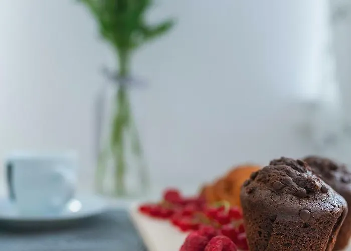 Emilii Plater 12 Prywatne Mieszkanie Z Balkonem 400 M Od Dworca Centralnego Samodzielne Zameldowanie! Self Check-in System! *