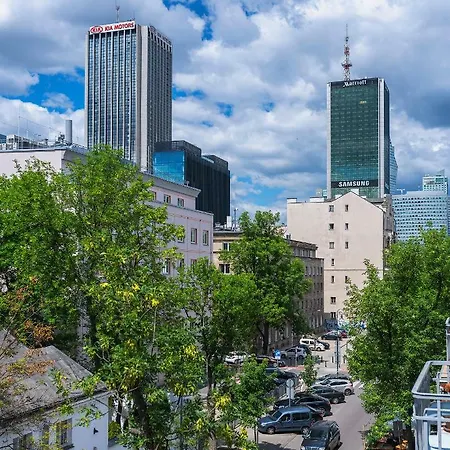 Emilii Plater 12 Prywatne Mieszkanie Z Balkonem 400 M Od Dworca Centralnego Samodzielne Zameldowanie! Self Check-in System! Apartamento