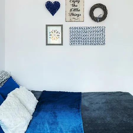 Emilii Plater 12 Prywatne Mieszkanie Z Balkonem 400 M Od Dworca Centralnego Samodzielne Zameldowanie! Self Check-in System! * Varsovia