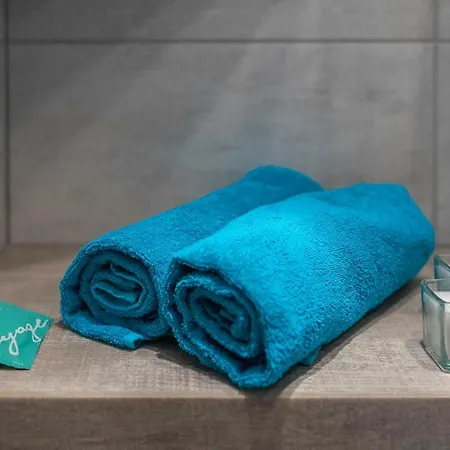 Emilii Plater 12 Prywatne Mieszkanie Z Balkonem 400 M Od Dworca Centralnego Samodzielne Zameldowanie! Self Check-in System! Apartamento