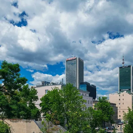 Emilii Plater 12 Prywatne Mieszkanie Z Balkonem 400 M Od Dworca Centralnego Samodzielne Zameldowanie! Self Check-in System!